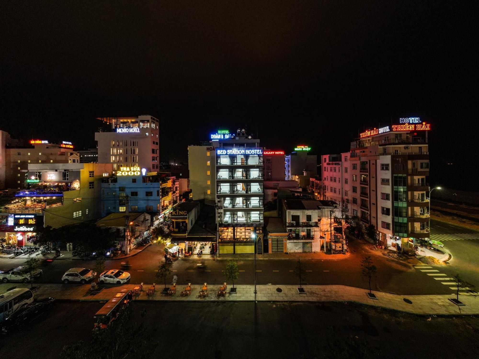 Bed Station Hostel Quy Nhon Dış mekan fotoğraf